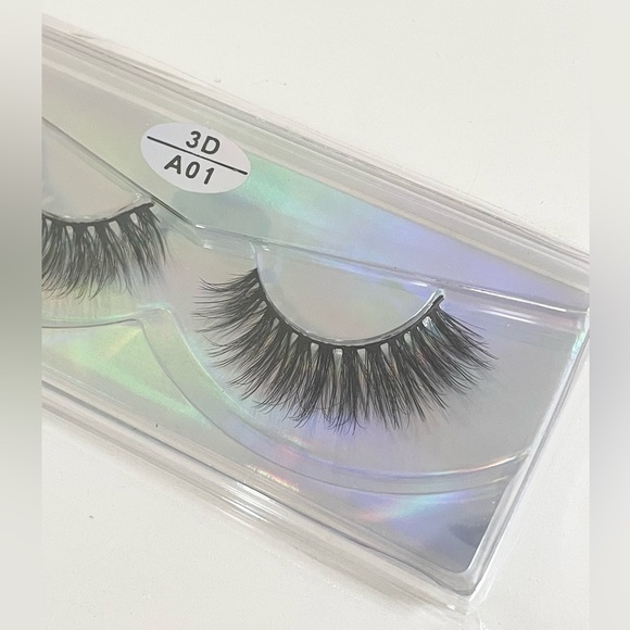 Vegan Faux Mink 3D Light-weight False Volume Eyelashes Style A01 (lashes only) - Picture 3 of 5